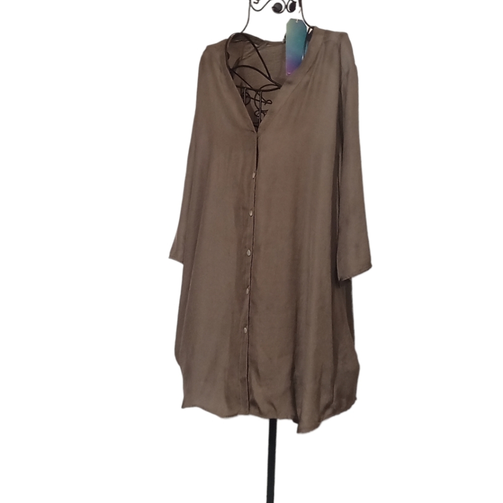 Show me your mumu size large oversized blouse